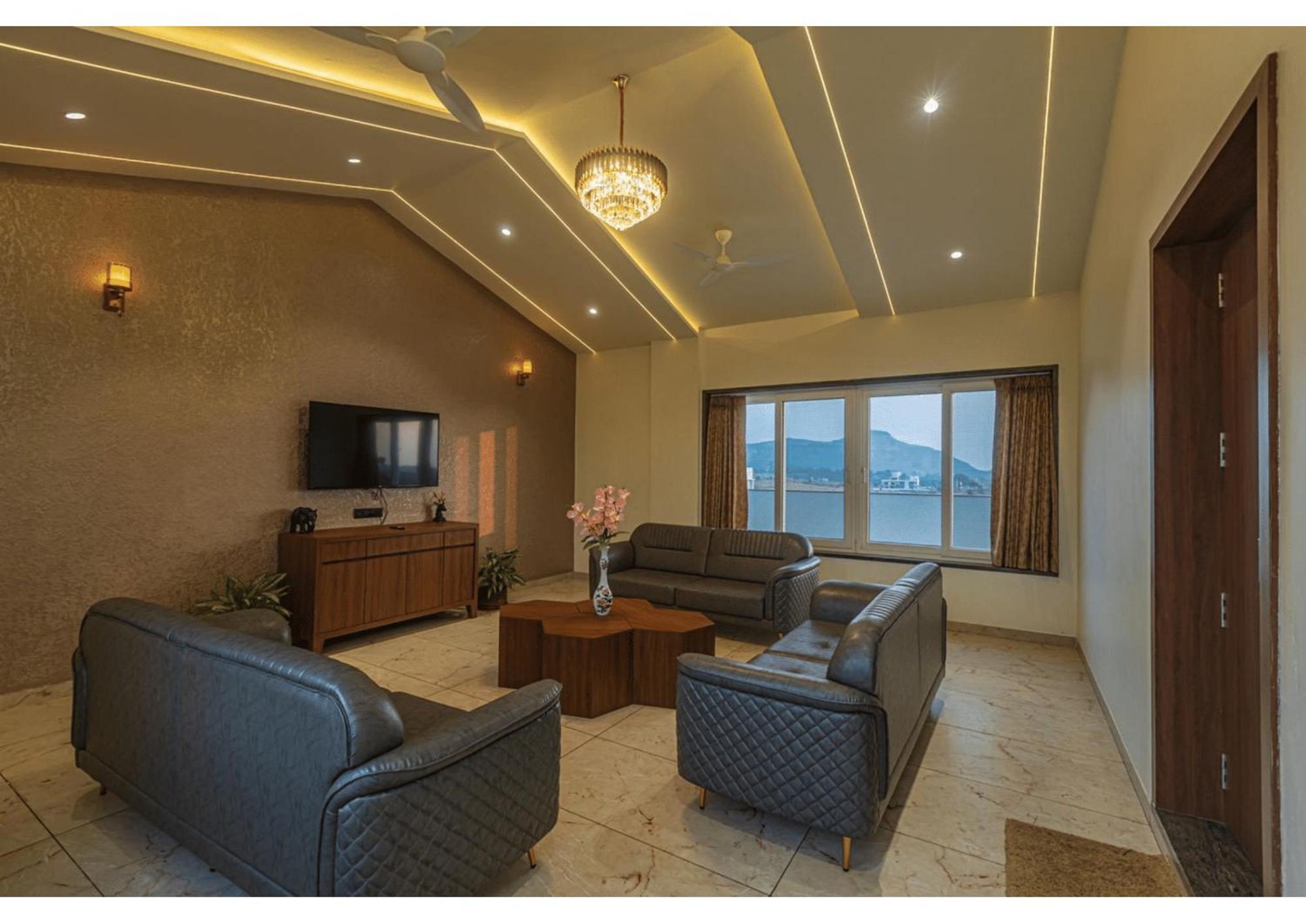 Mountain Glory 8Bhk By Tensorstays, Pool & Theater Igatpuri Eksteriør billede