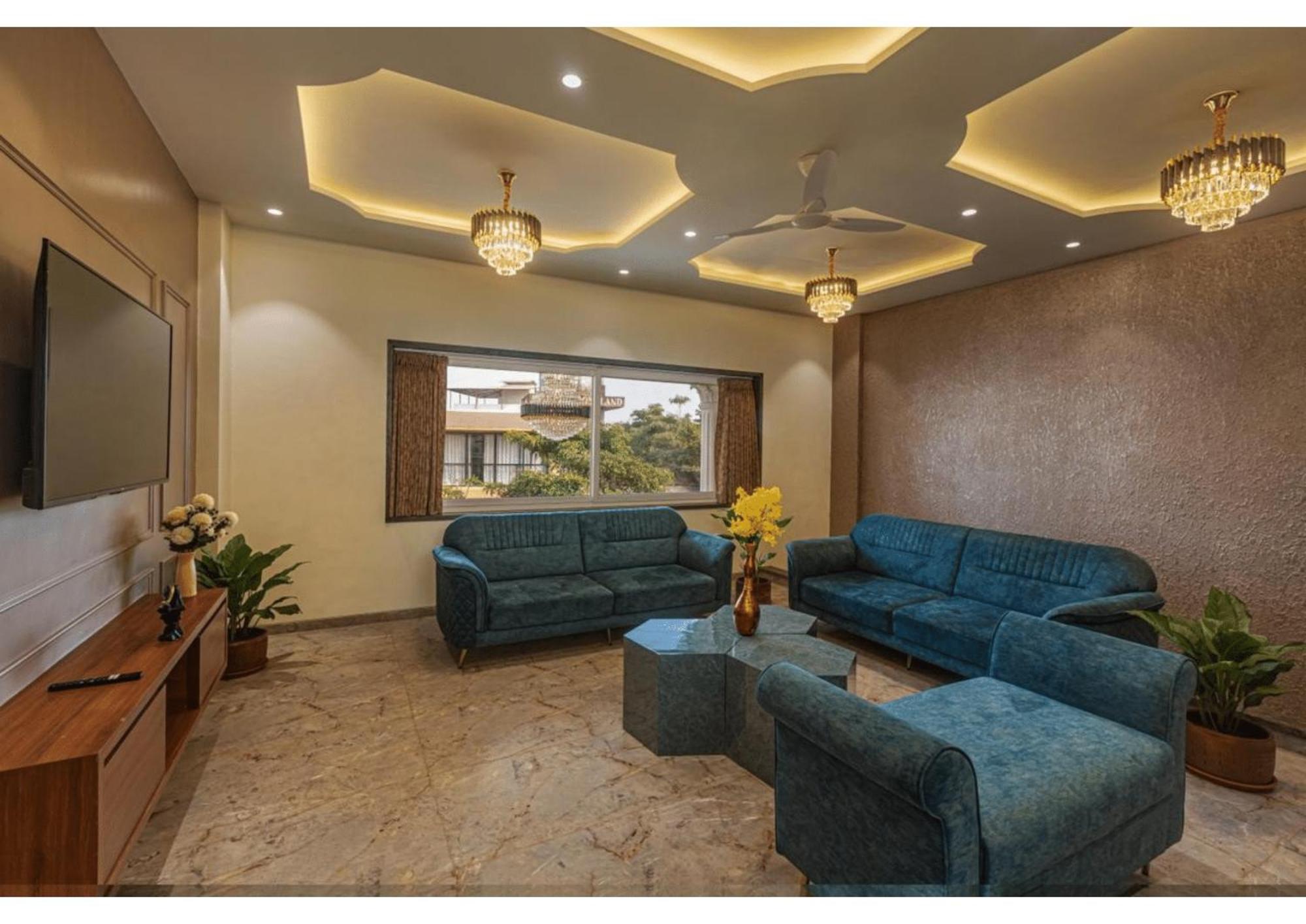 Mountain Glory 8Bhk By Tensorstays, Pool & Theater Igatpuri Eksteriør billede