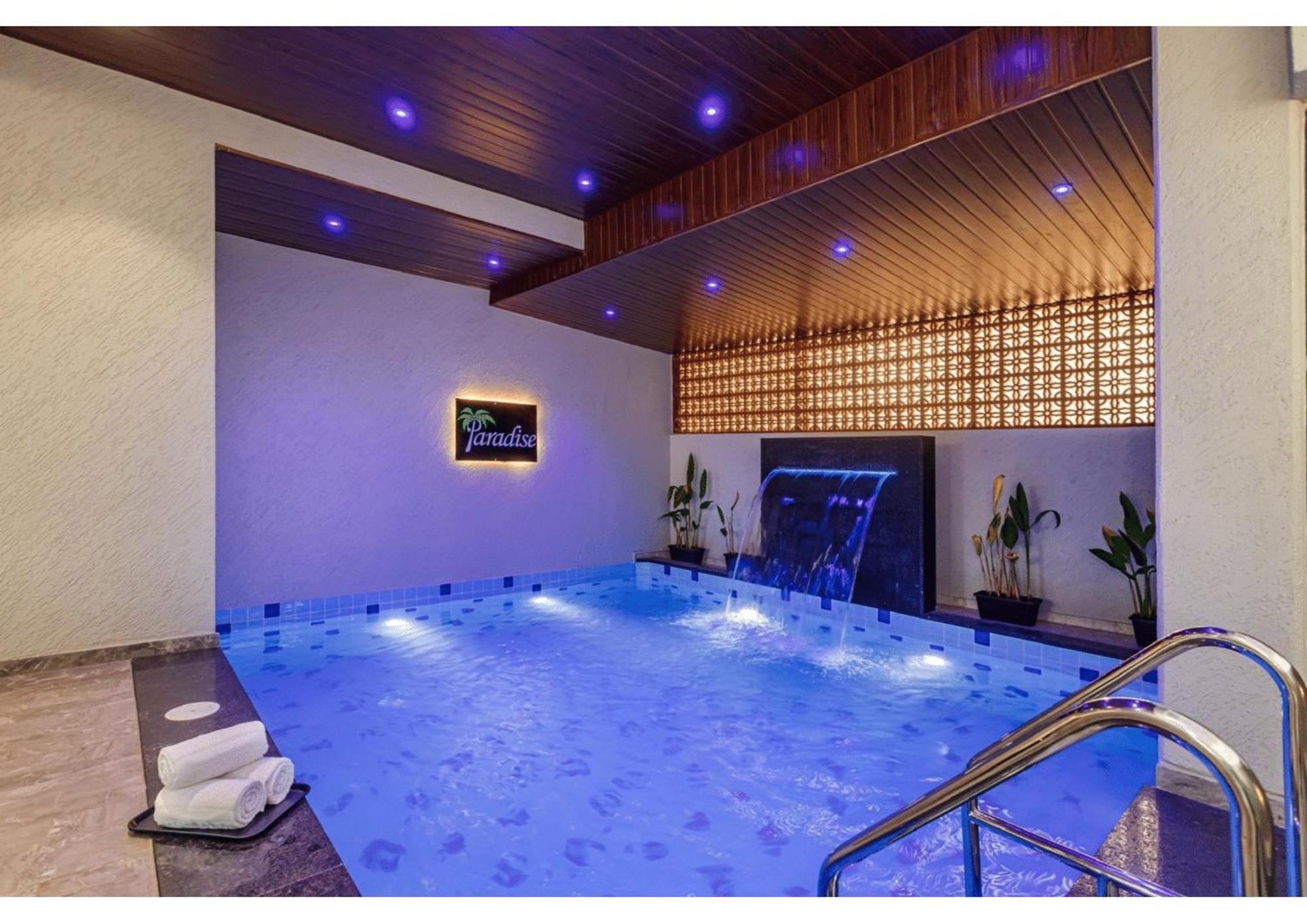 Mountain Glory 8Bhk By Tensorstays, Pool & Theater Igatpuri Eksteriør billede